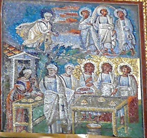 Mosaico: no alto, Abraão vai ao encontro de três visitantes com auréola; embaixo, serve-os à mesa